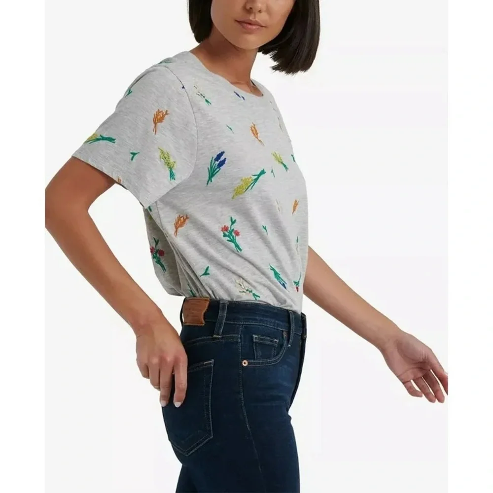 Lucky Brand Heather Grey Embroidered Florals Shirt Size Medium - Picture 7 of 15